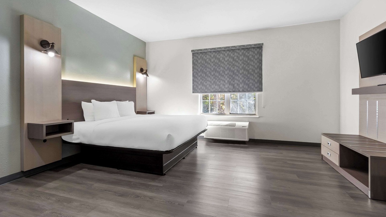 Photo of Bedroom in Harbison