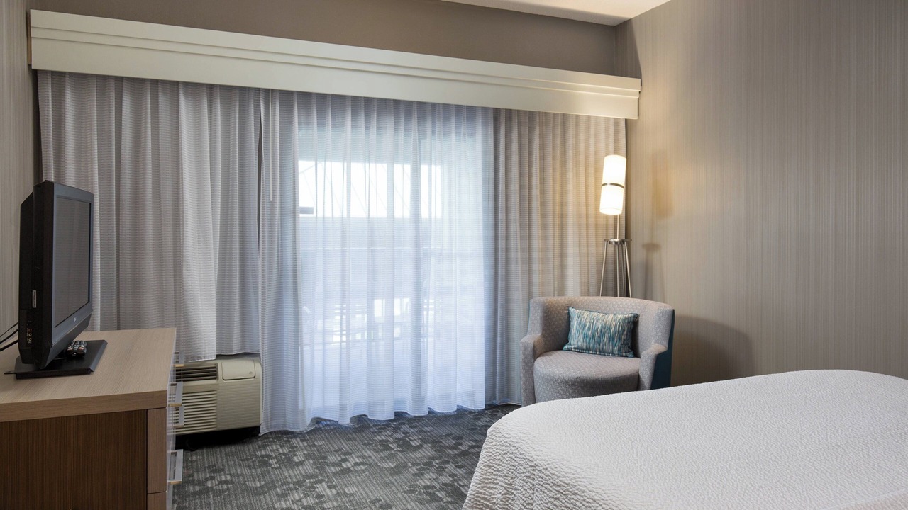 Photo of Bedroom in Blue Springs