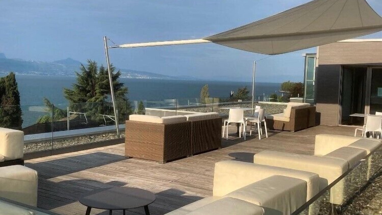 Photo of Outdoor in Cully