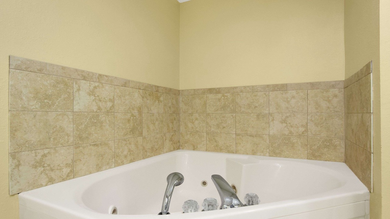 Photo of Bathroom in St. Andrews