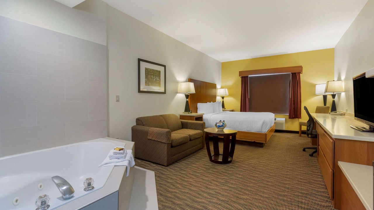 Photo of Livingroom in Chehalis