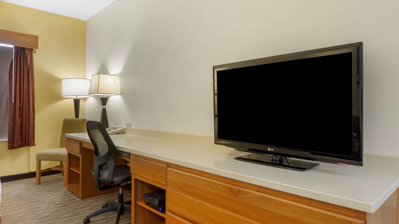 Photo of Bedroom in Chehalis