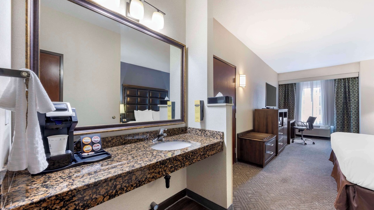 Photo of Others in Bull Mountain