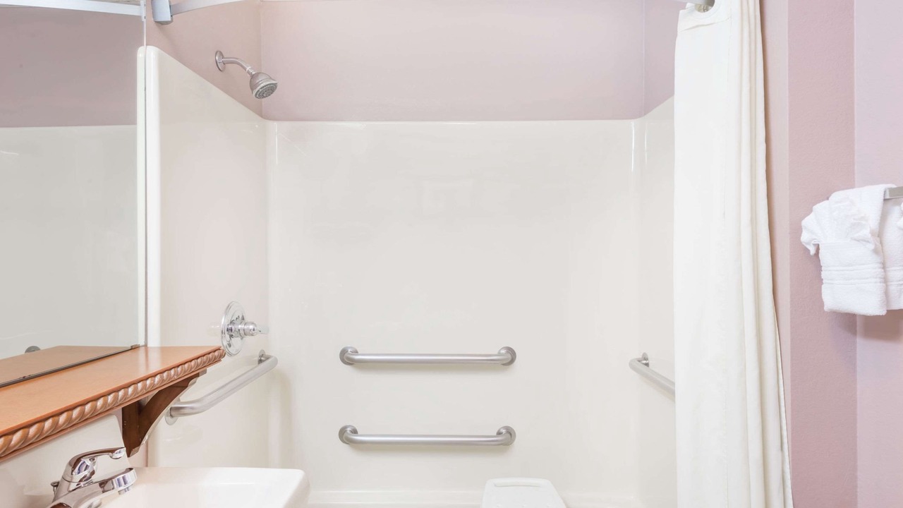 Photo of Bathroom in Winfield