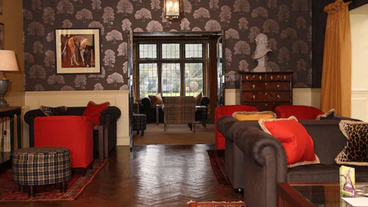 Photo of Others in Westonbirt