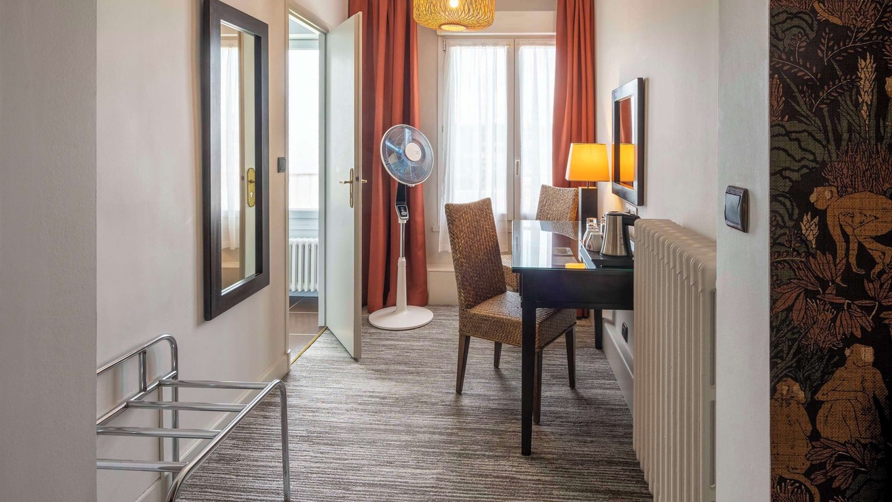 Photo of Bedroom in Nevers
