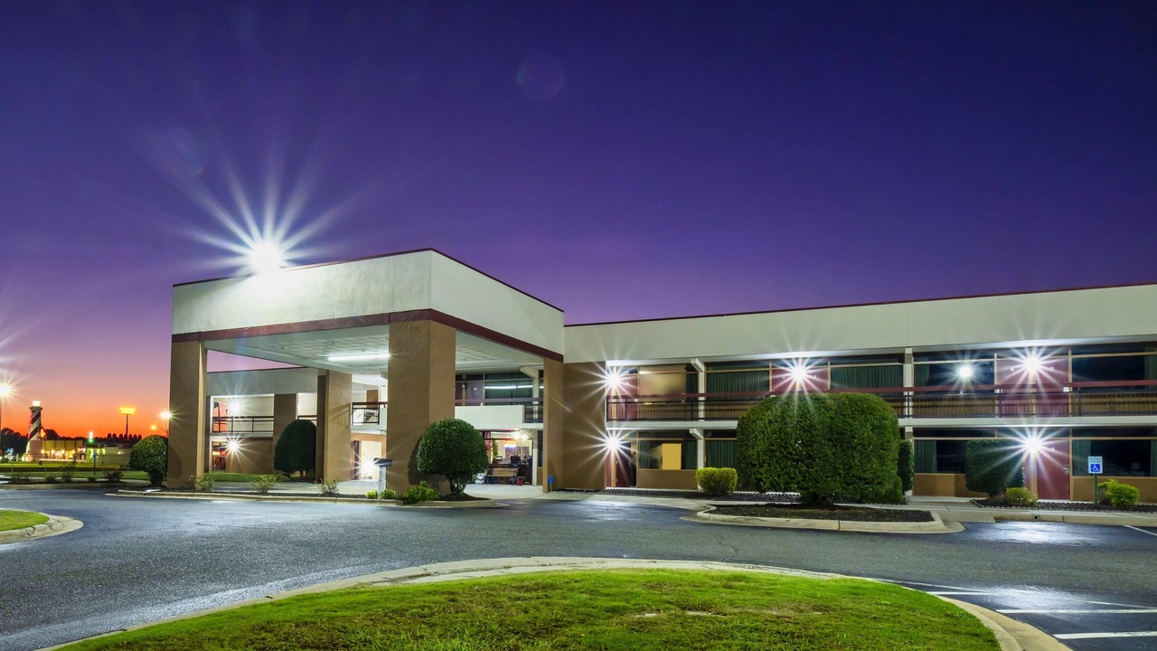 Photo of Buildings in Kenly
