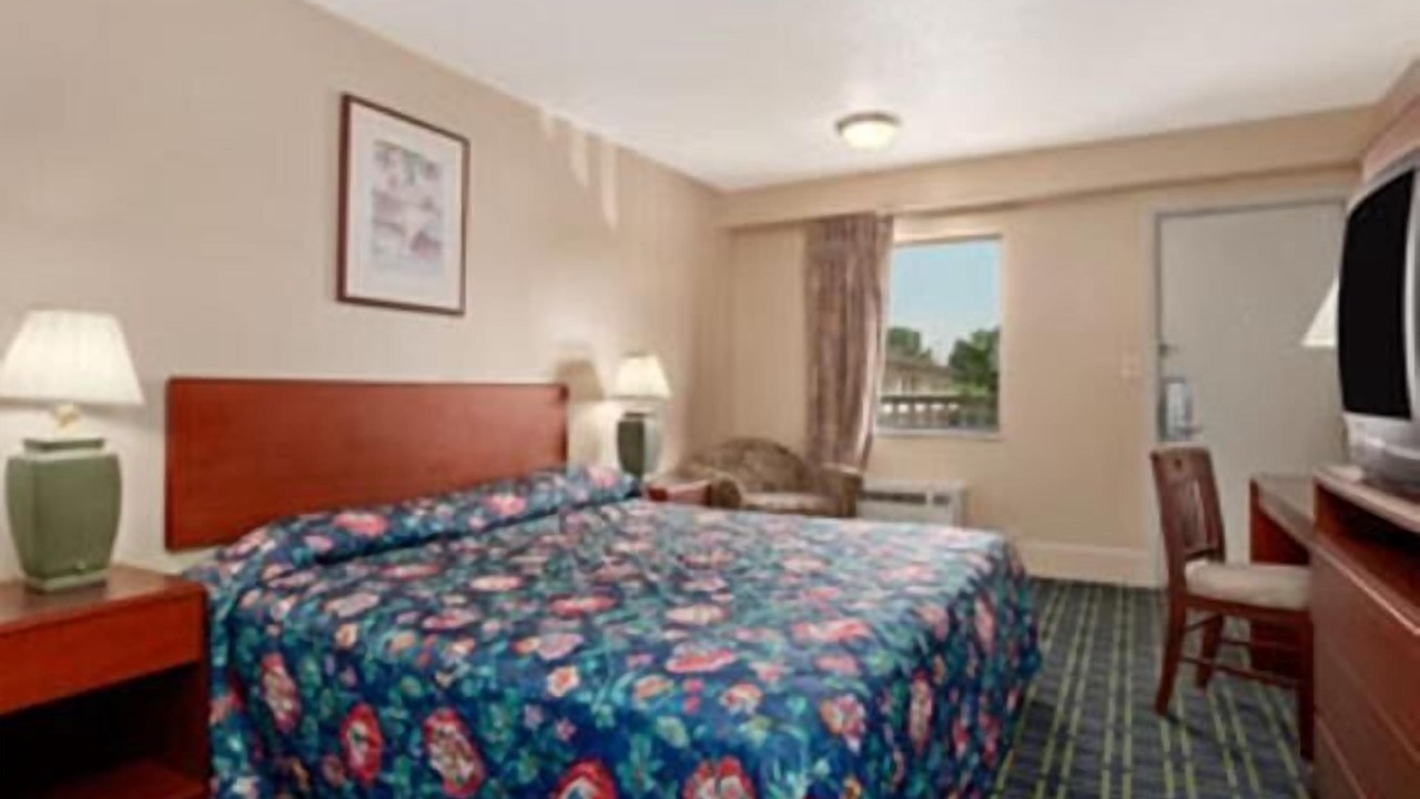 Photo of Bedroom in South Hills