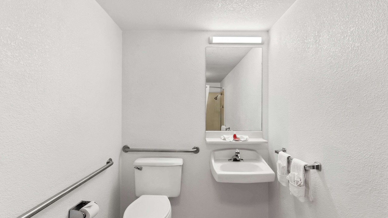 Photo of Bedroom in Willowbrook