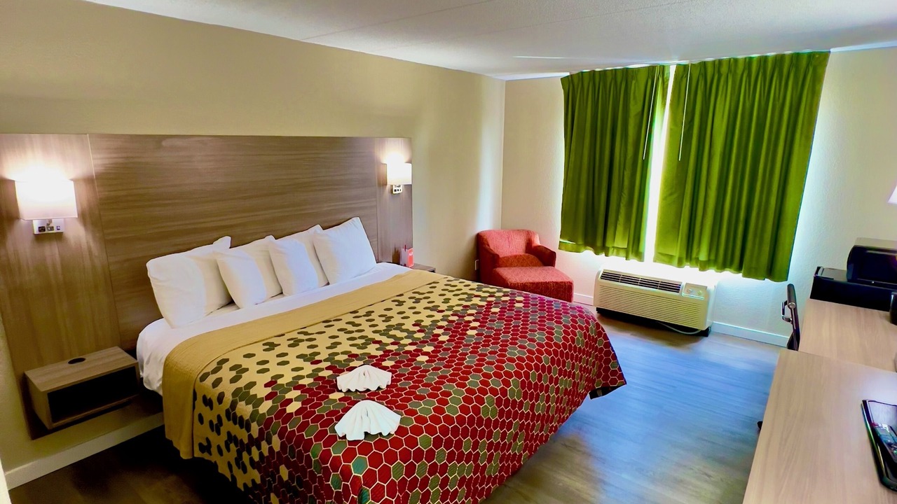 Photo of Bedroom in Willowbrook