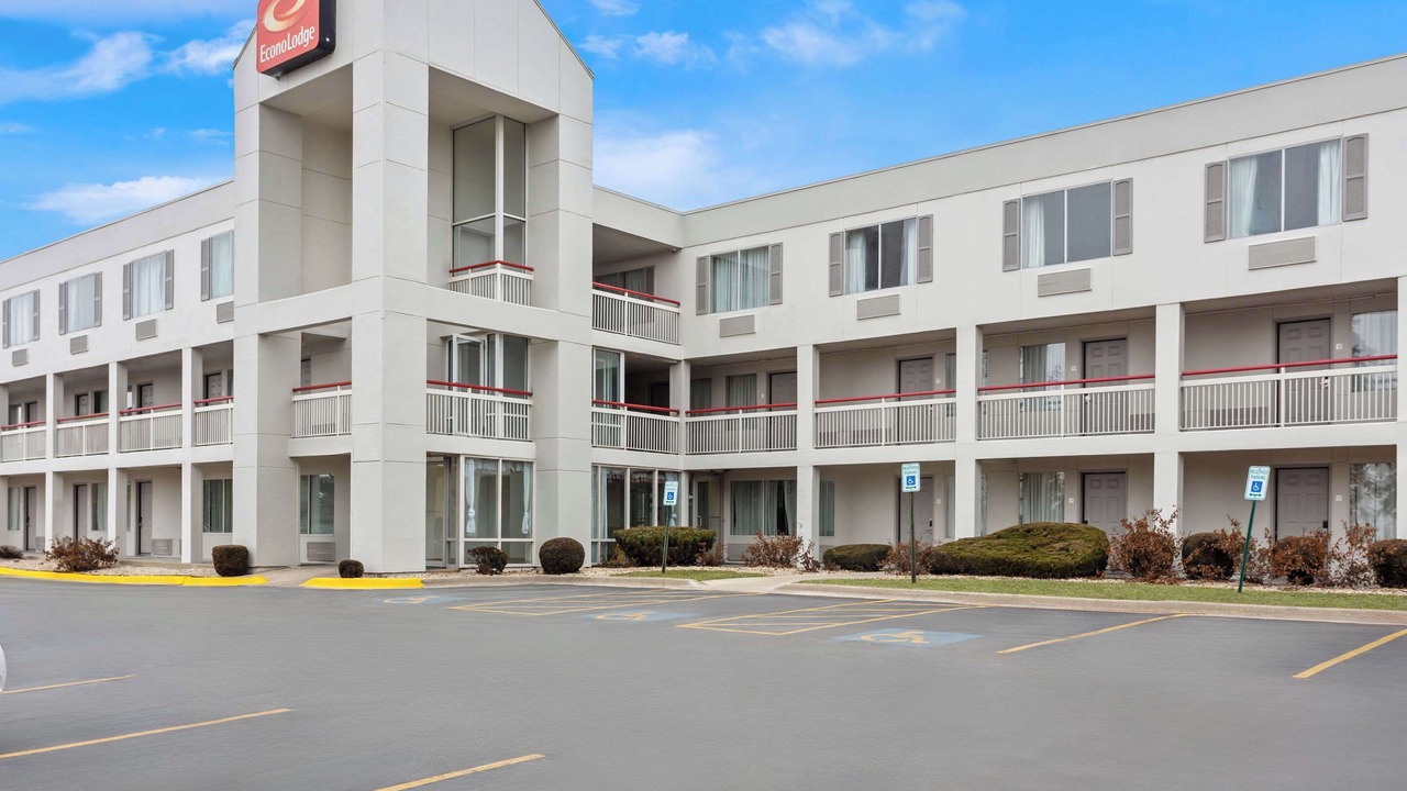 Photo of Outdoor in Willowbrook