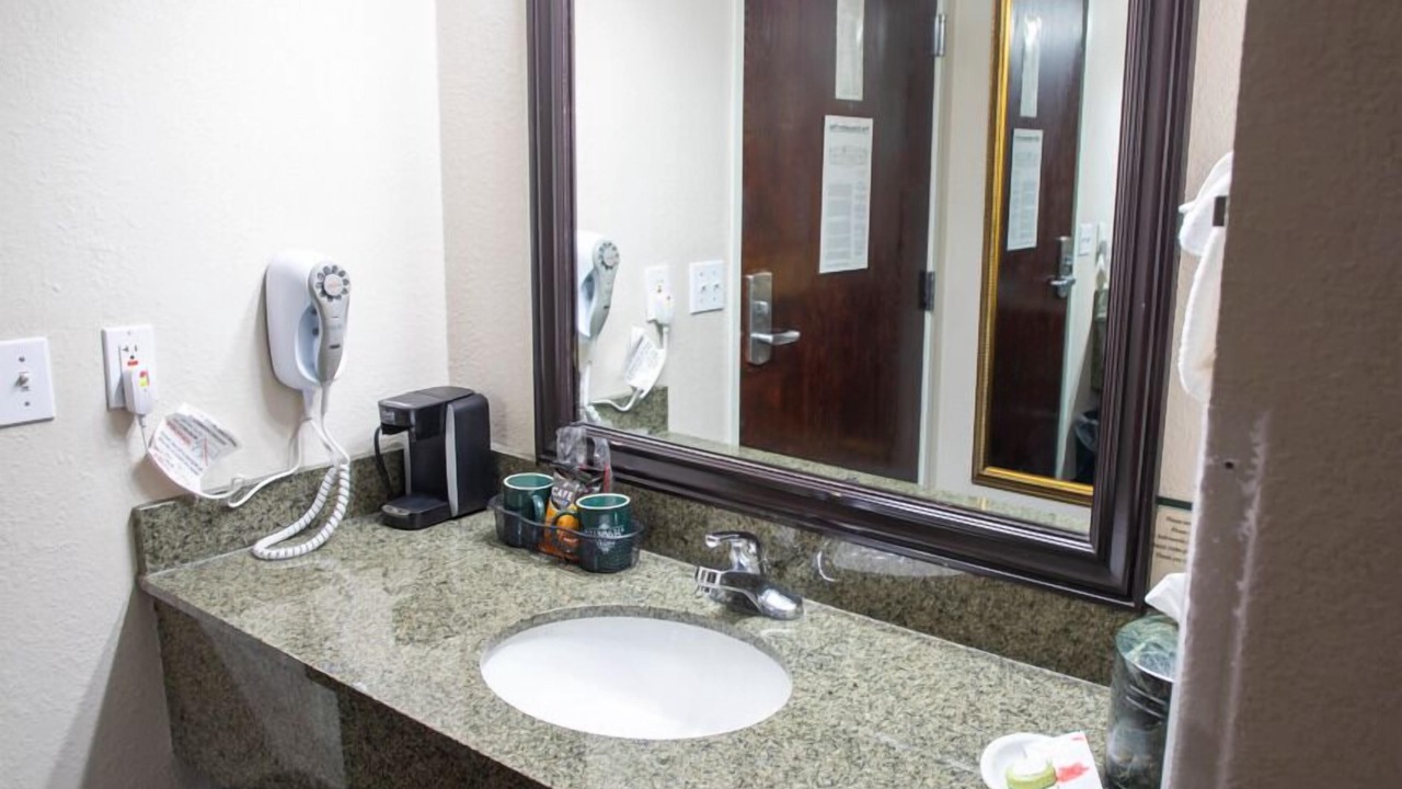 Photo of Bathroom in Branson Theater District