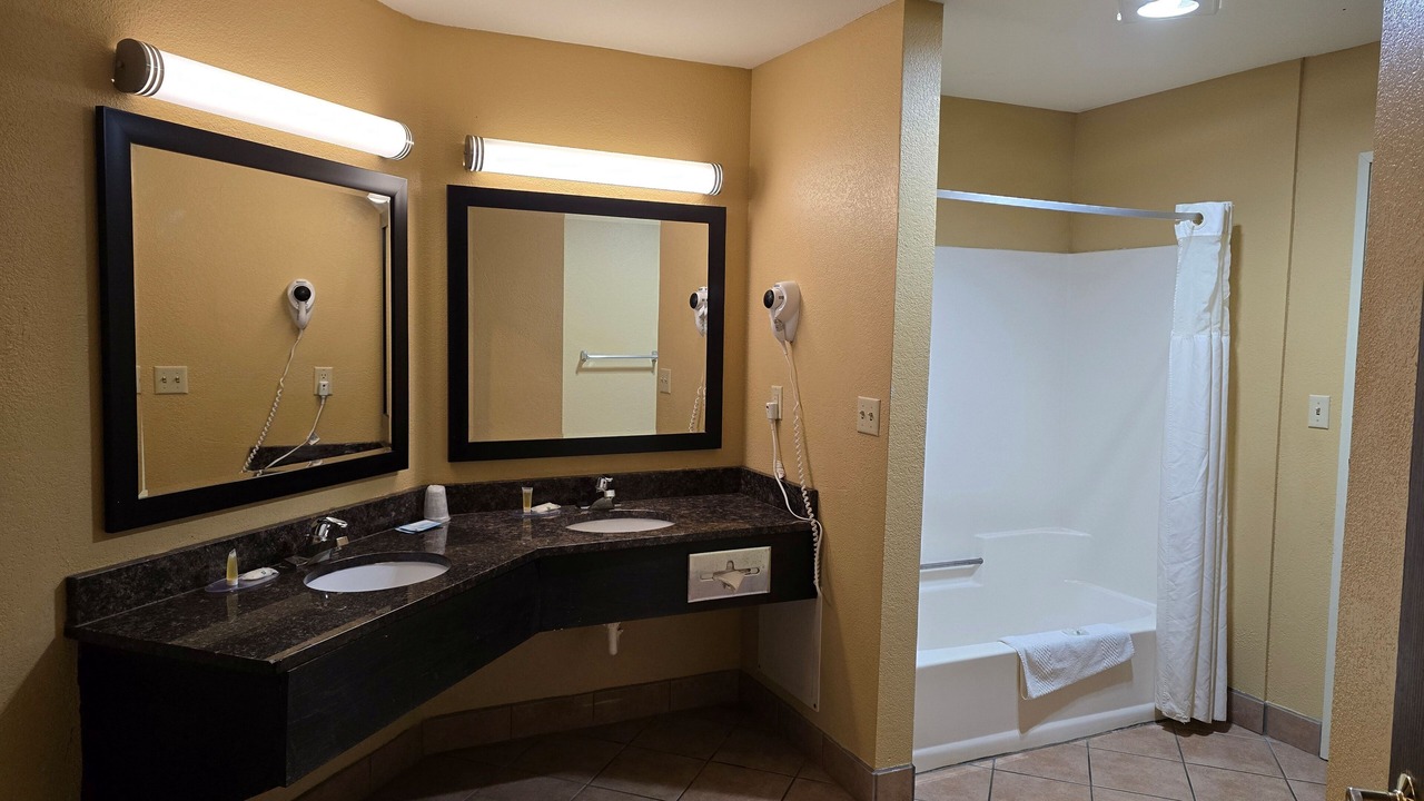 Photo of Bathroom in Shawano
