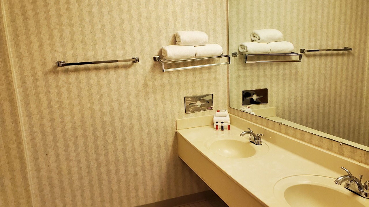 Photo of Bathroom in Conning Towers Nautilus Park
