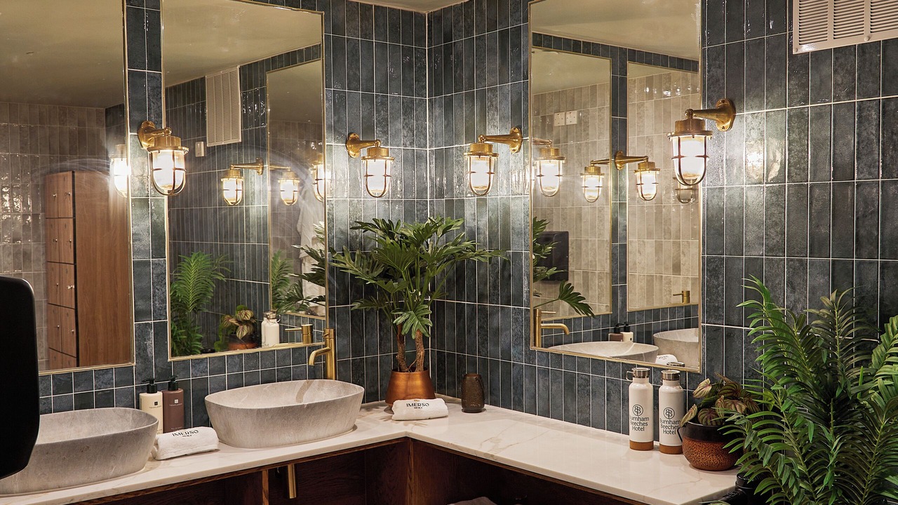 Photo of Others in Burnham