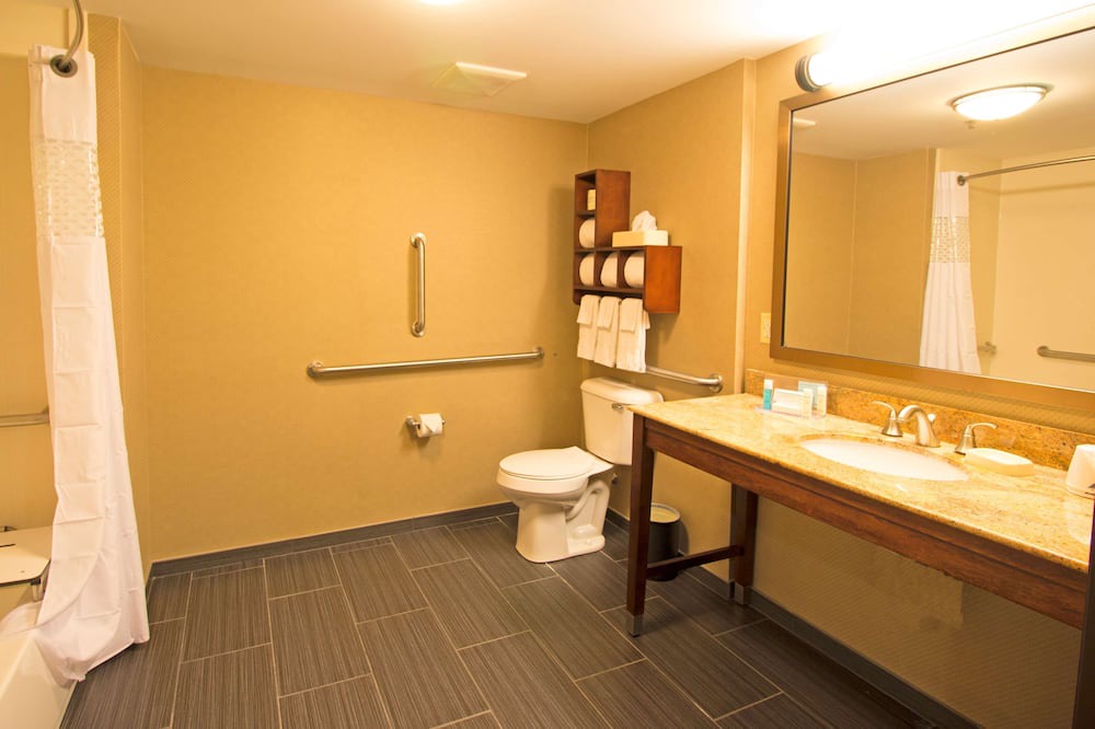 Photo of Bathroom in Grove City