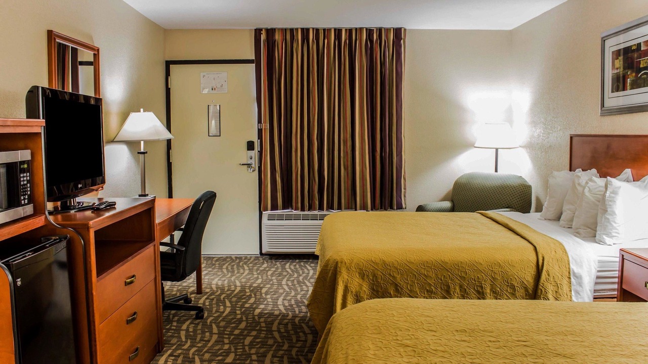 Photo of Bedroom in Kinston