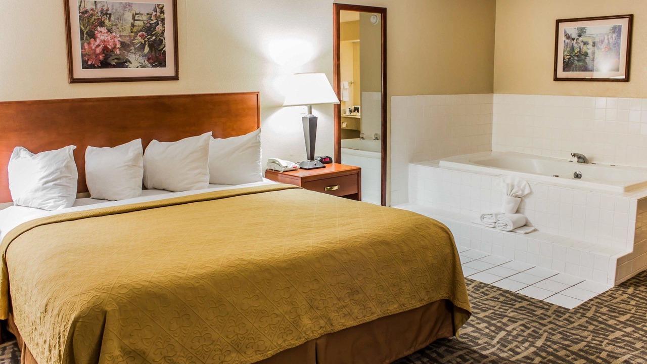 Photo of Bedroom in Kinston
