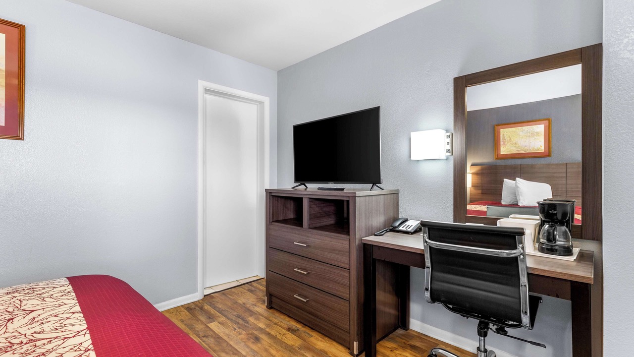 Photo of Bedroom in Belleville