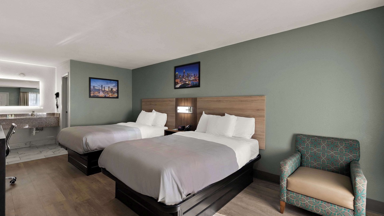 Photo of Others in Monroe