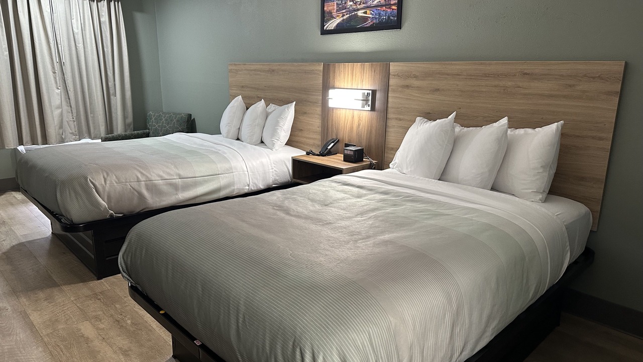 Photo of Others in Monroe