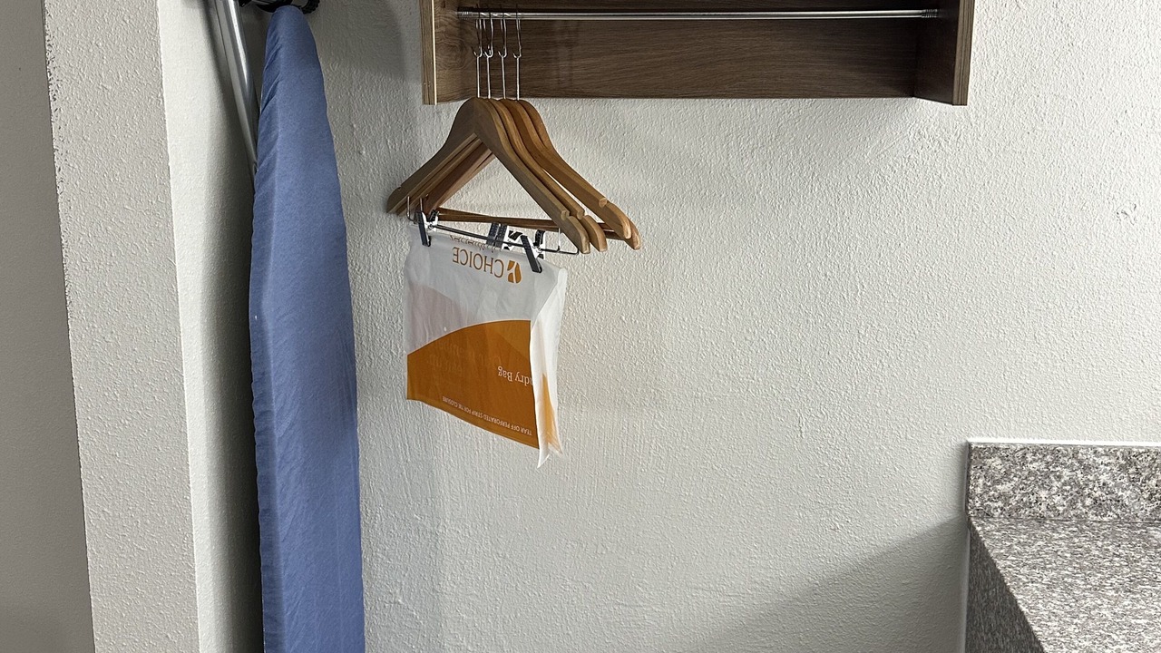 Photo of Others in Monroe