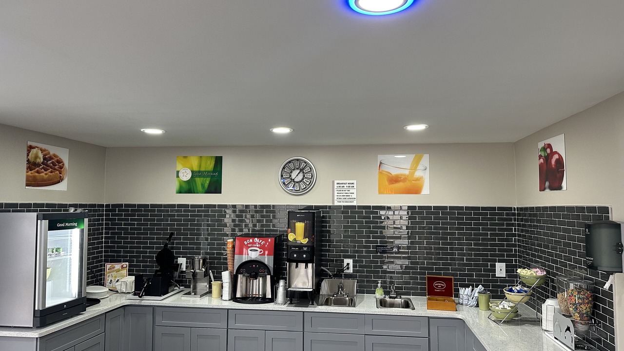 Photo of Others in Monroe