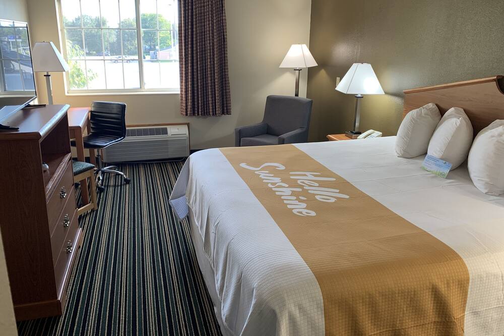 Photo of Bedroom in Ottumwa