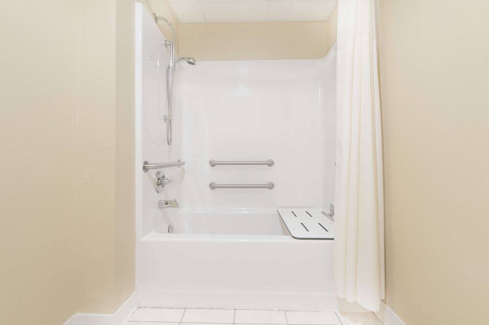 Photo of Bathroom in Ottumwa