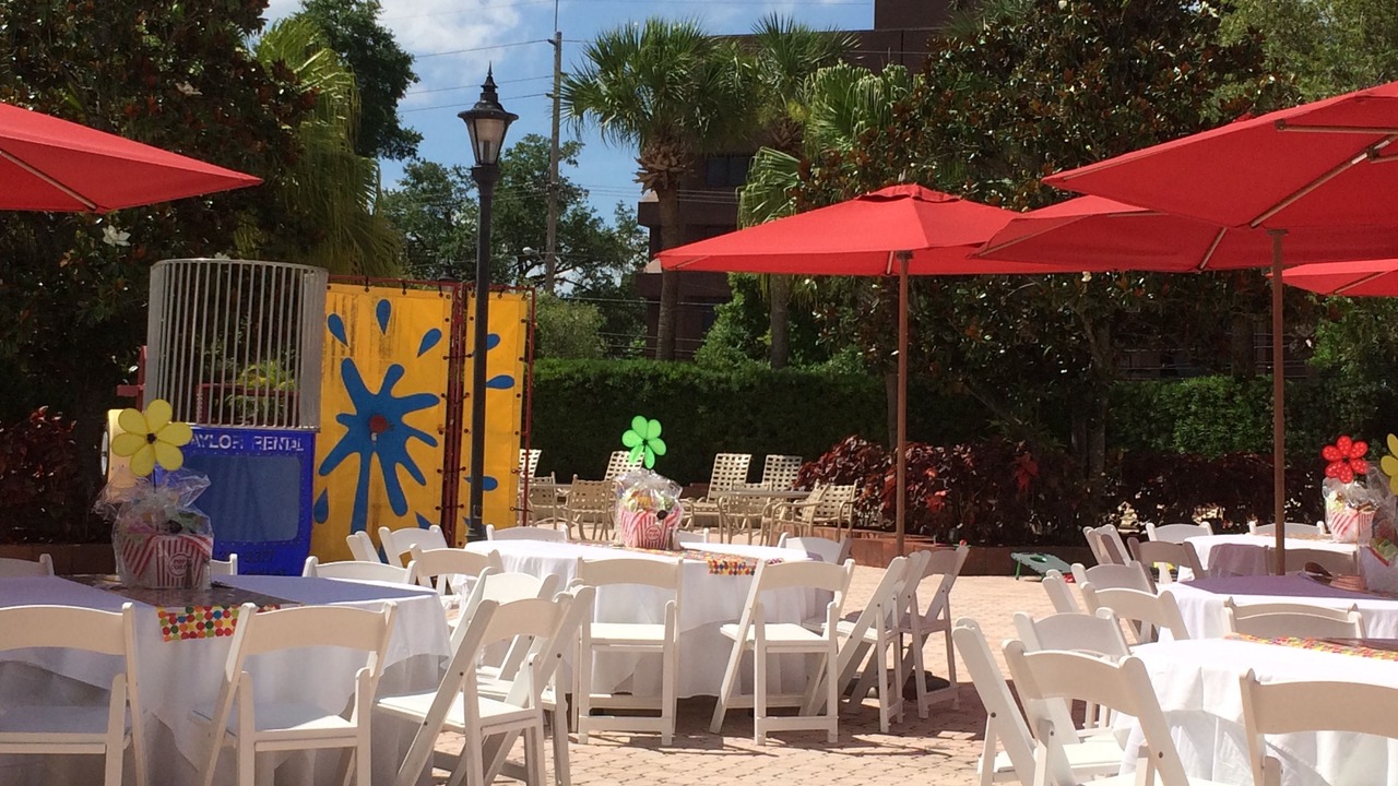 Photo of Outdoor in Carver City - Lincoln Gardens