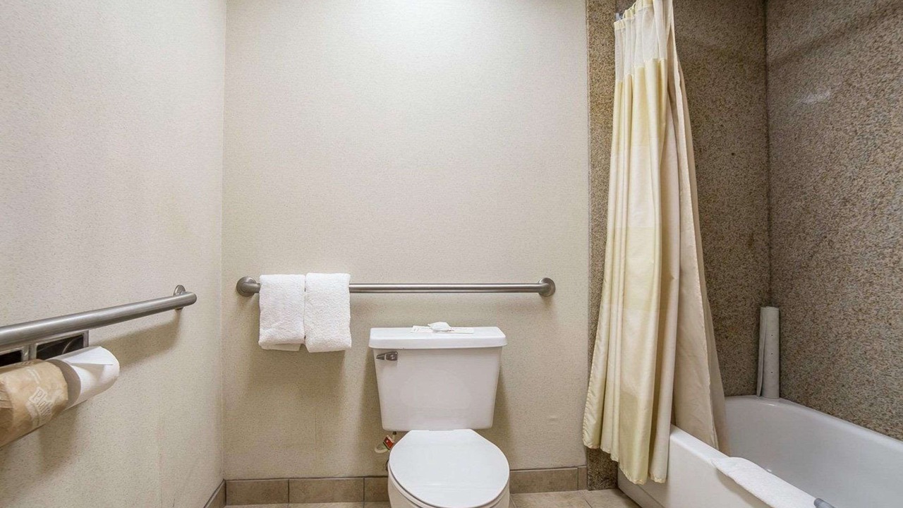 Photo of Bathroom in Baker City