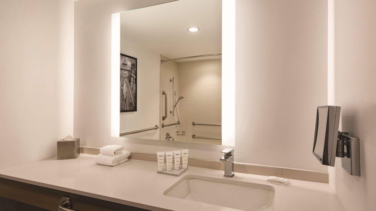 Photo of Bedroom in SeaTac