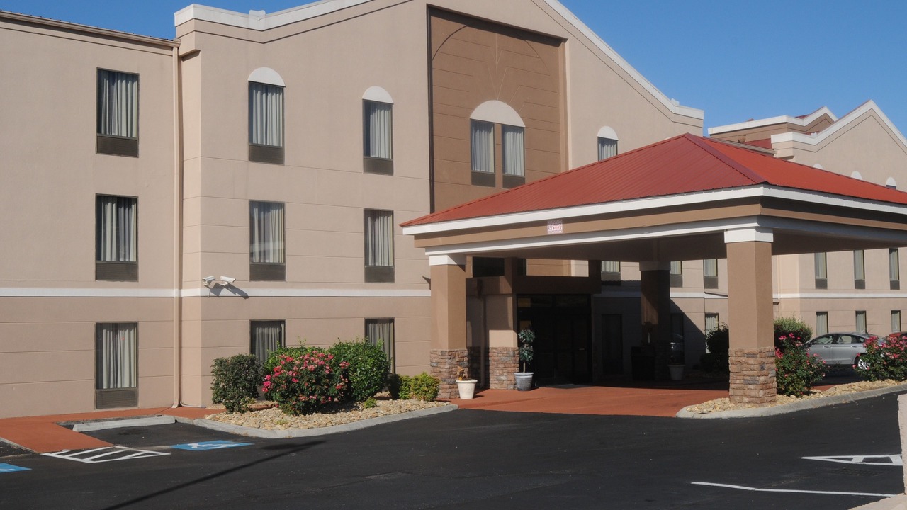 Photo of Buildings in Morristown