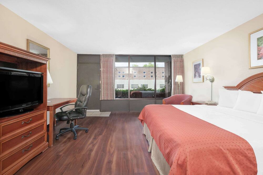 Photo of Bedroom in Paris