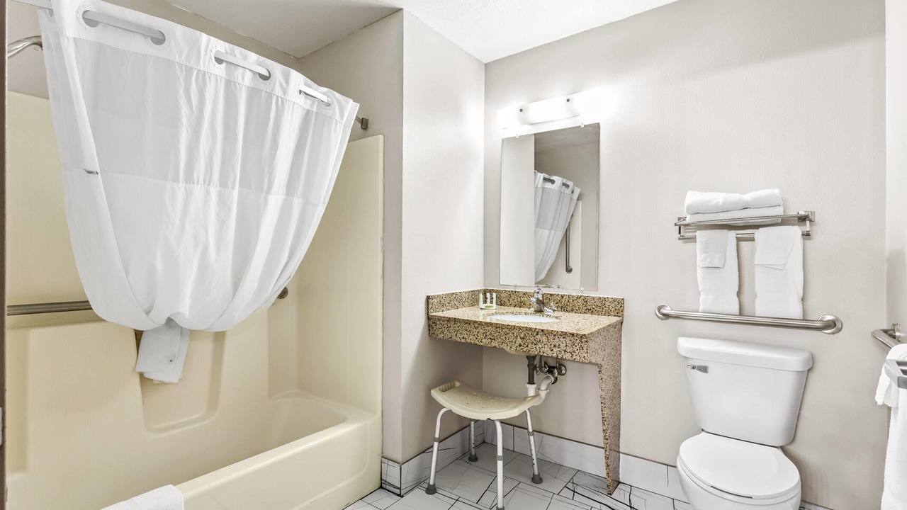 Photo of Bathroom in Mitchell