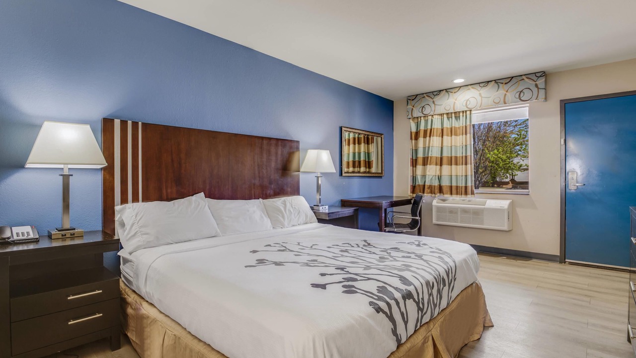 Photo of Bedroom in Enid