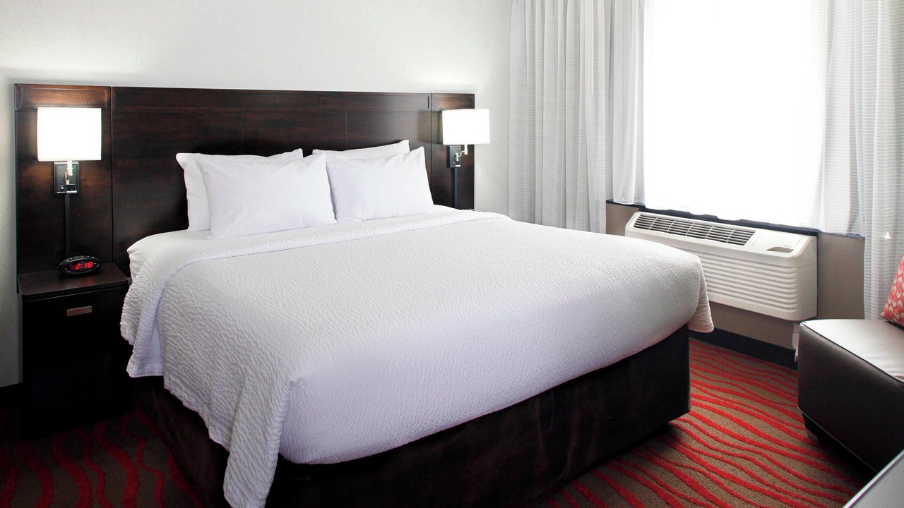 Photo of Bedroom in Downtown