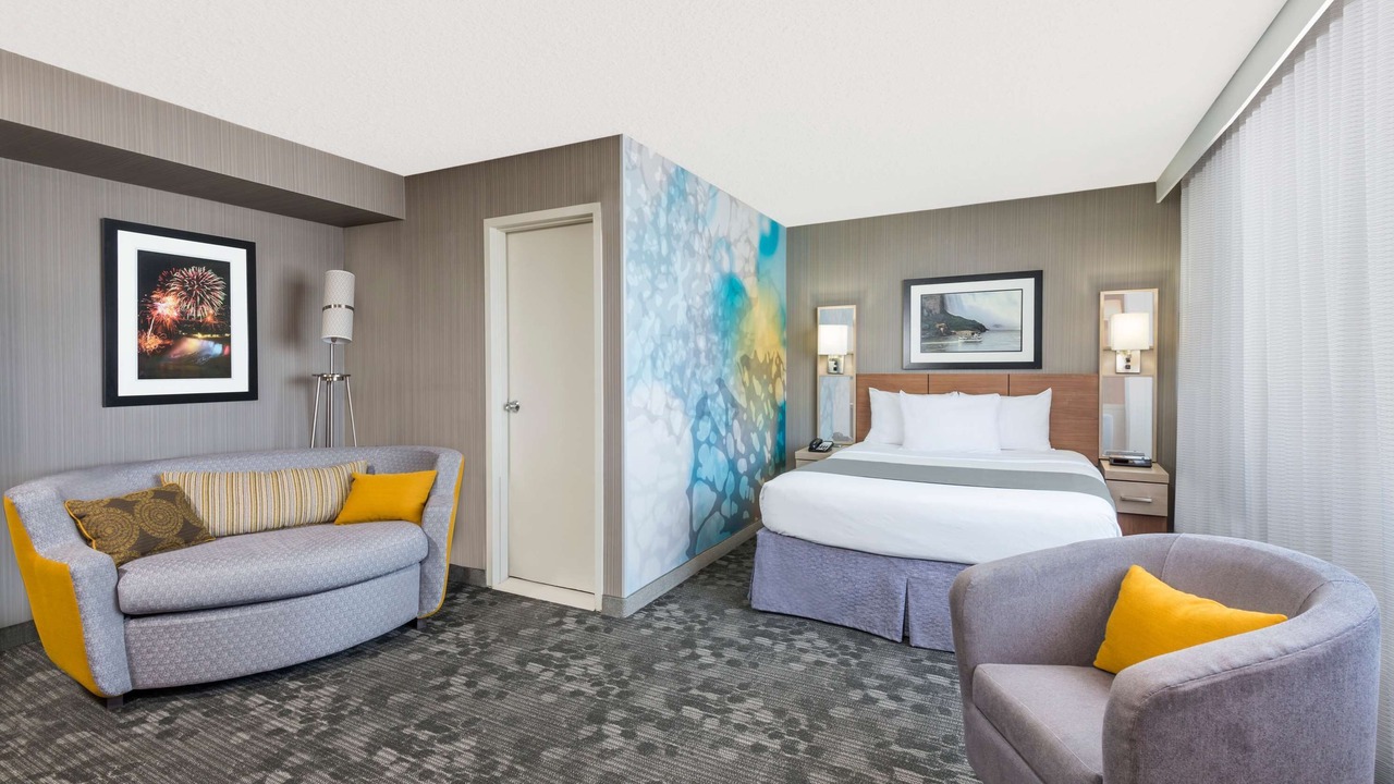 Photo of Bedroom in Downtown Niagara Falls