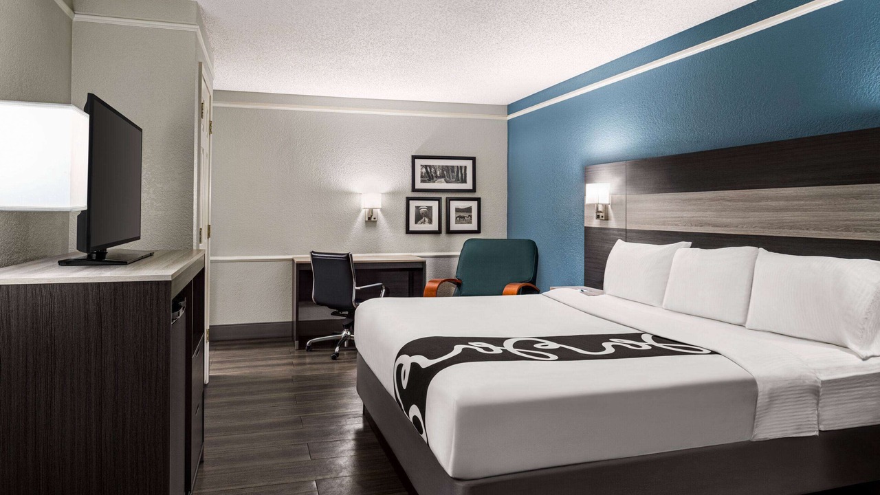 Photo of Bedroom in Victoria