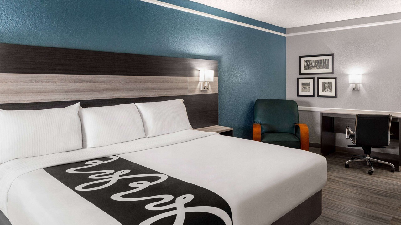 Photo of Bedroom in Victoria