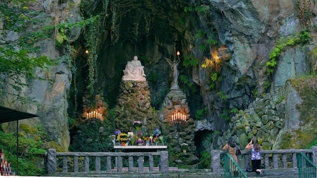 Photo of Others in Hazelwood