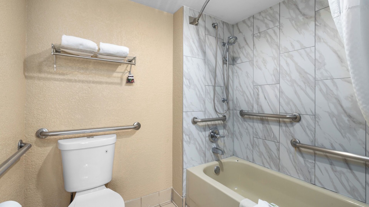 Photo of Bathroom in Hazelwood