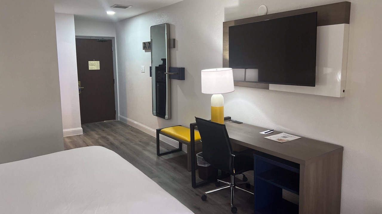 Photo of Bedroom in Barker