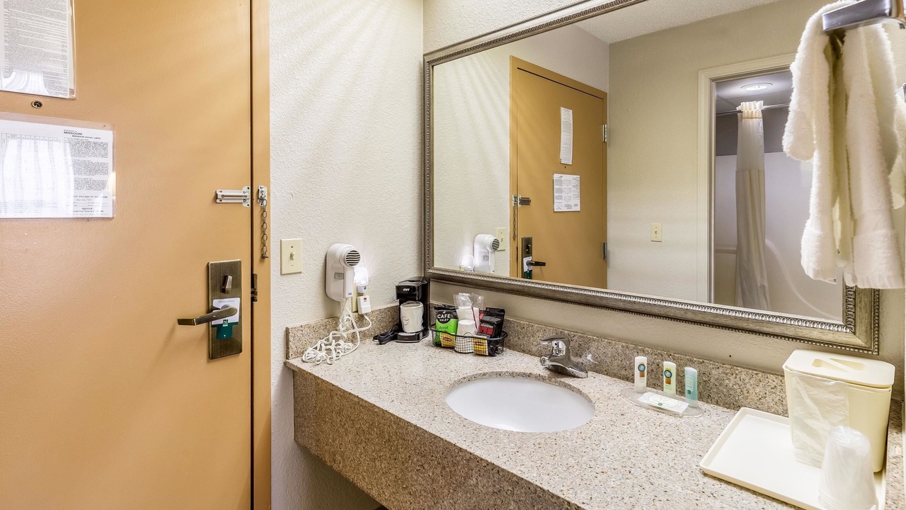 Photo of Bathroom in Rolla