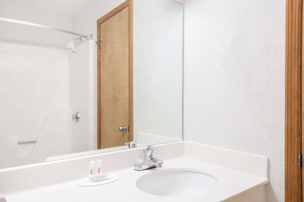 Photo of Bathroom in Lenox