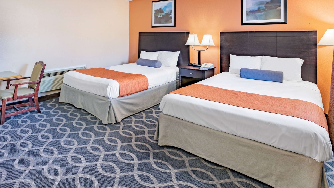 Photo of Bedroom in Lenox