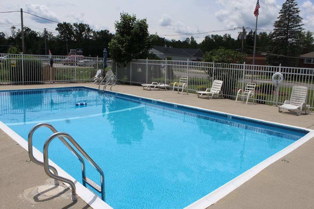 Photo of Outdoor in Lenox