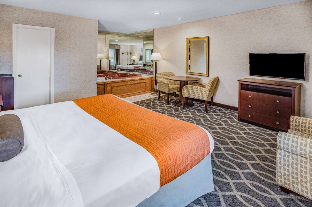 Photo of Others in Lenox