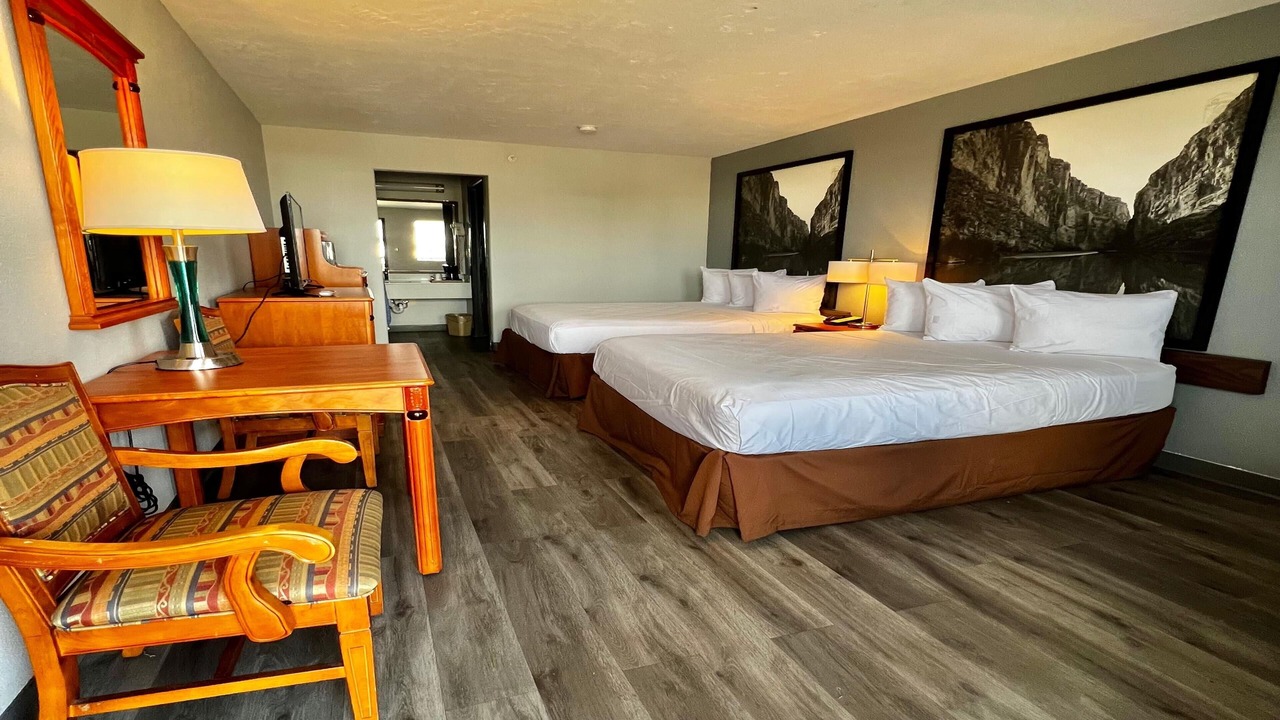 Photo of Bedroom in Sealy