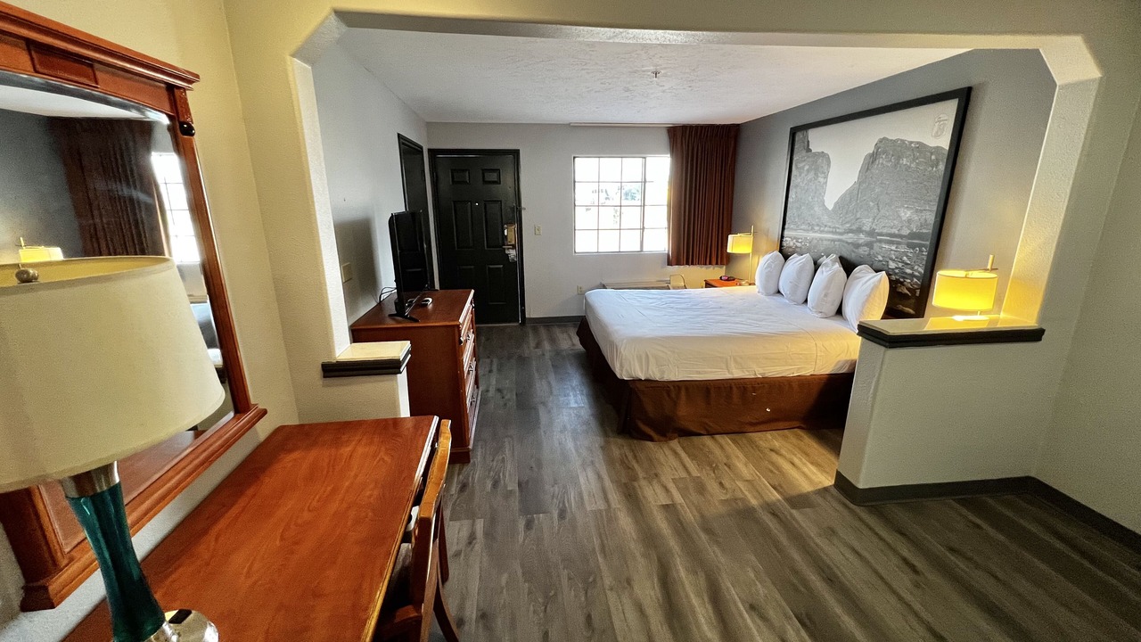 Photo of Livingroom in Sealy